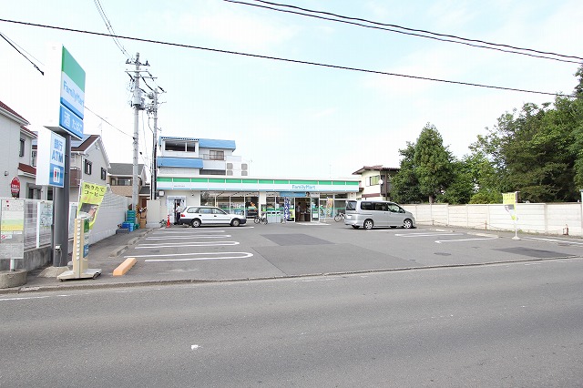 Convenience store. FamilyMart Sendai Sanhyakunin the town store (convenience store) to 320m