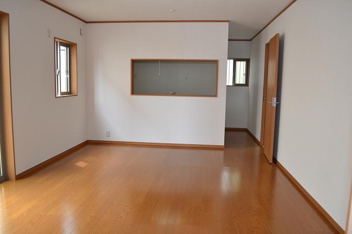 Same specifications photos (living). (1 Building) same specification