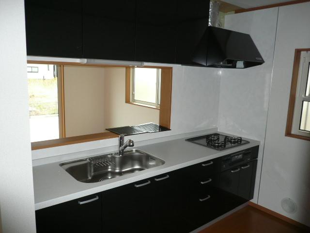 Kitchen. ● same specifications ●