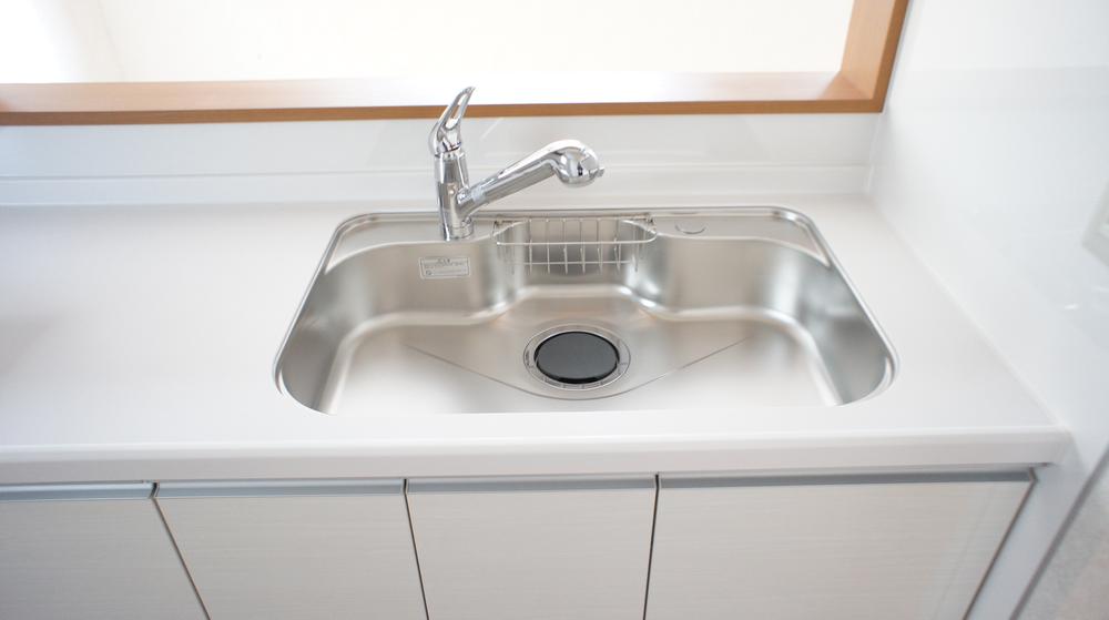 Same specifications photo (kitchen). Kitchen facilities Same specification example