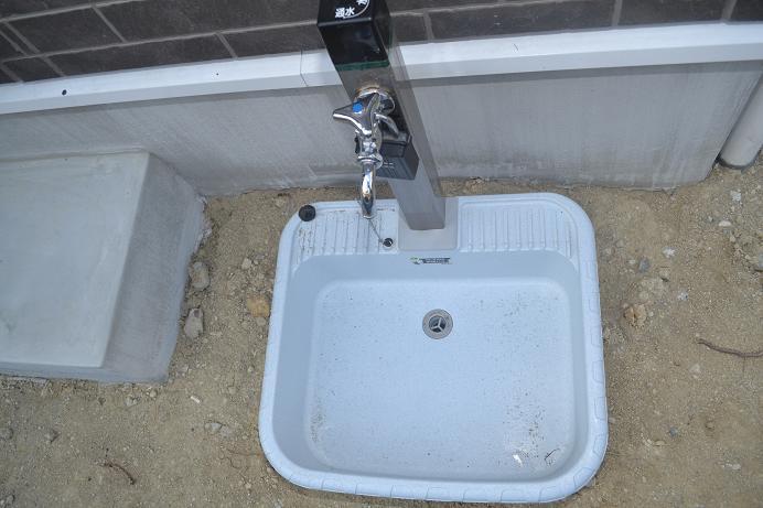 Entrance. Same specifications Foot washing place