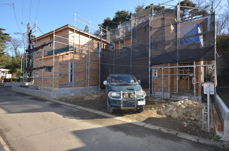 Local photos, including front road. North December 12