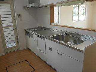 Same specifications photo (kitchen)