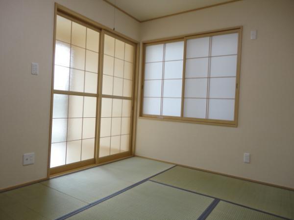 Same specifications photos (Other introspection)