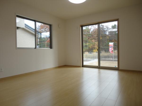 Same specifications photos (Other introspection)