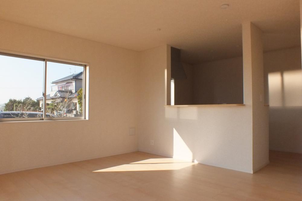 Living. «Same specifications»