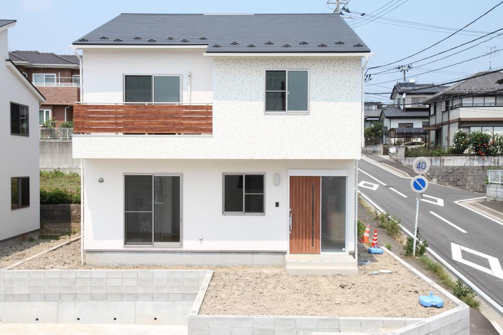 (II-1 Building) August 2013 shooting