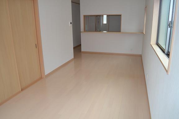 Same specifications photos (living). Same specifications