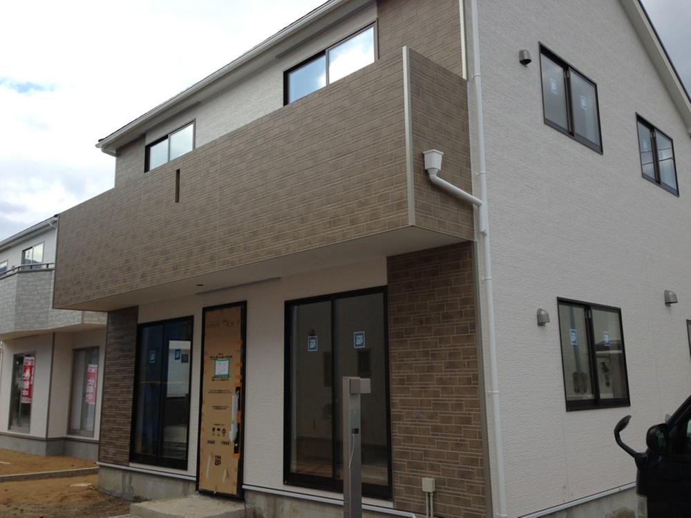Local appearance photo. 3 Building appearance (2013, December 5 shooting)!