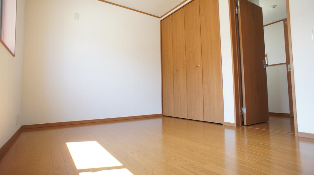 Same specifications photos (Other introspection)