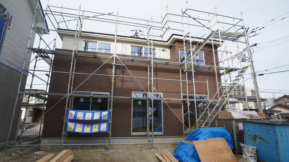 Local appearance photo