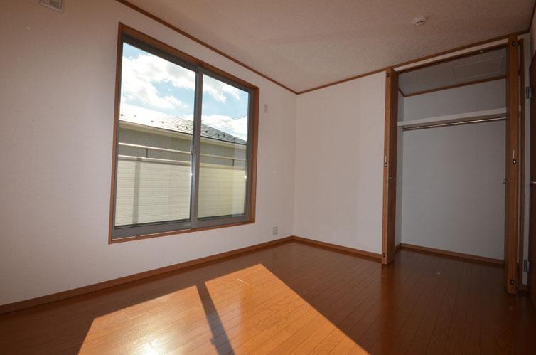 Non-living room. Western-style 6 Pledge