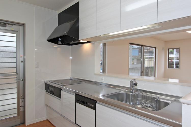 Kitchen. System Kitchen (1 Building)