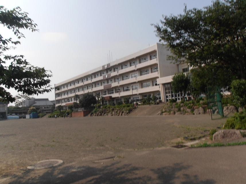 Primary school. Tagajo stand Tagajo 790m to East Elementary School