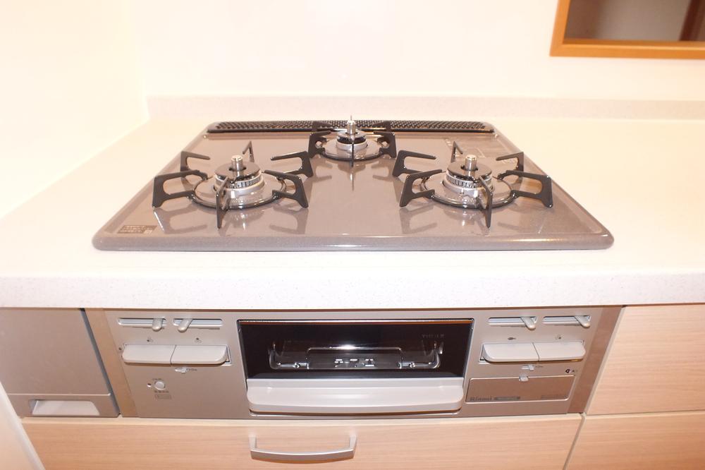 Kitchen. Local (12 May 2013) Shooting