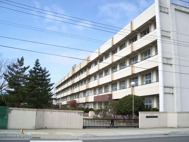 Primary school. Tagajo Jonan 700m up to elementary school