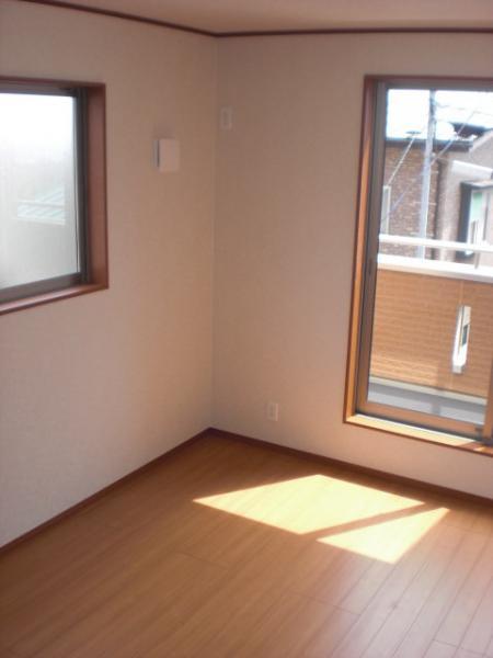 Same specifications photos (Other introspection)