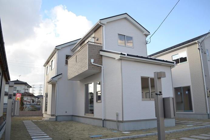 Local appearance photo. 4 Building Local (11 May 2013) Shooting