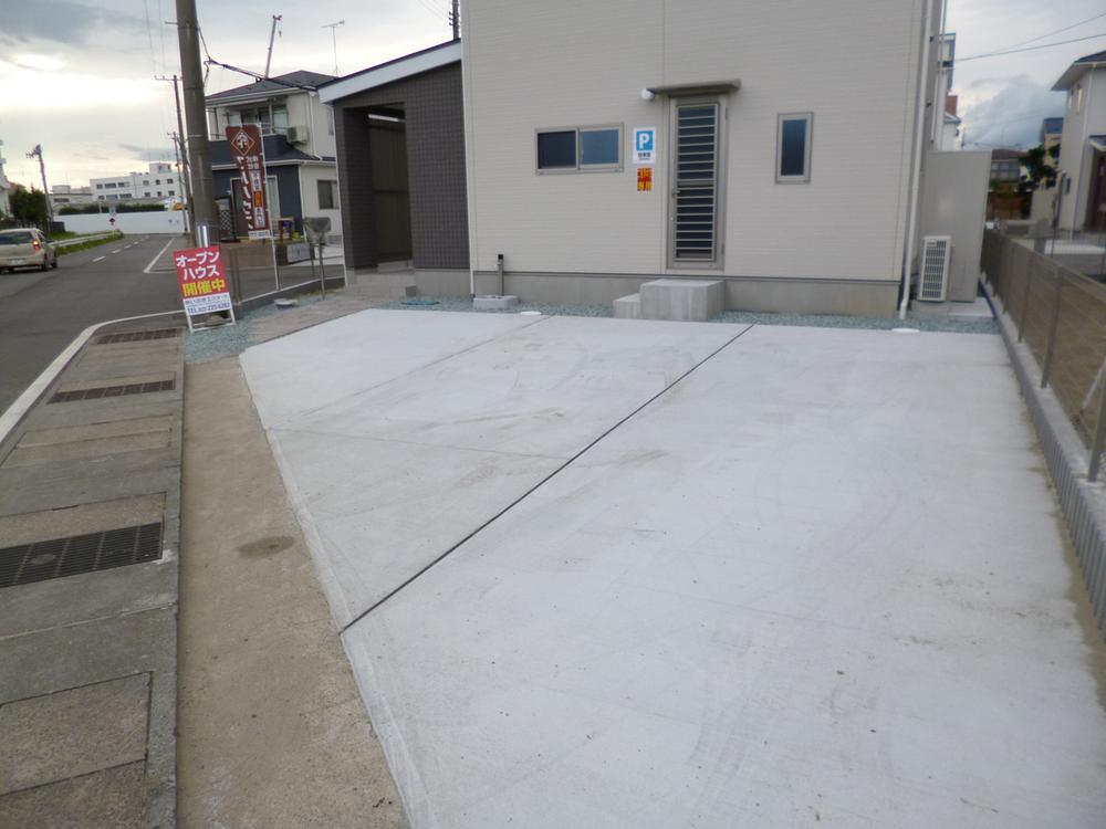 Parking lot. Local (August 2013) Shooting