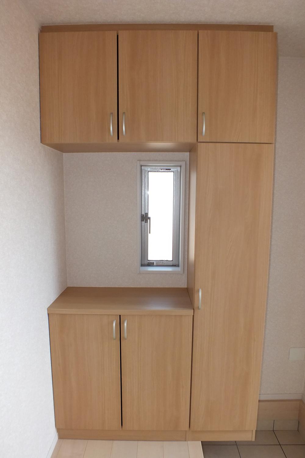 Entrance. «Same specifications»