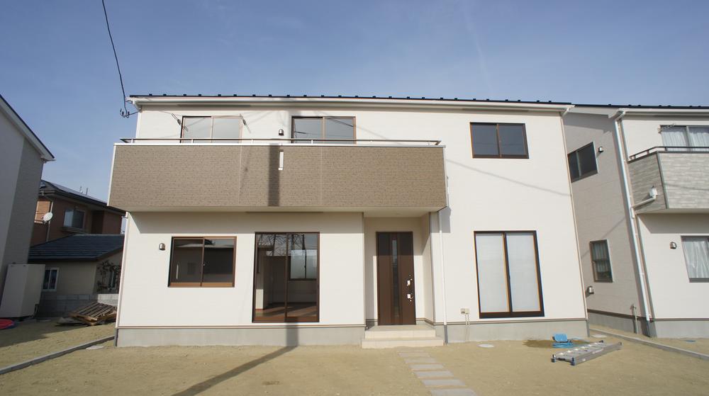 Local appearance photo