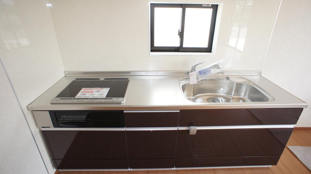 Same specifications photo (kitchen)