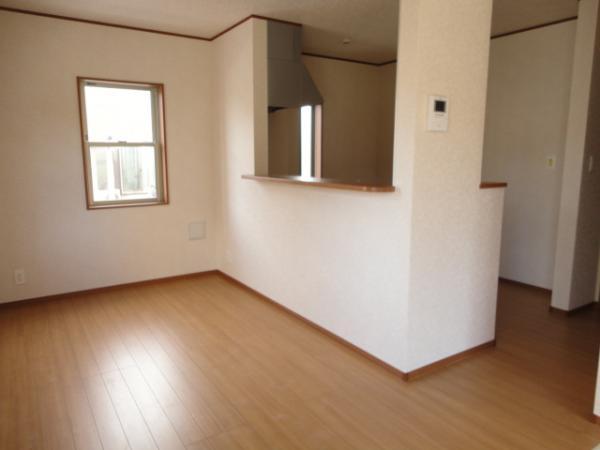 Same specifications photos (living)