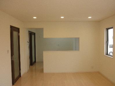 Same specifications photos (living)