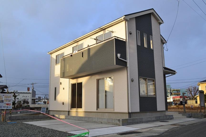 Local appearance photo. 2013 November shooting 1 Building