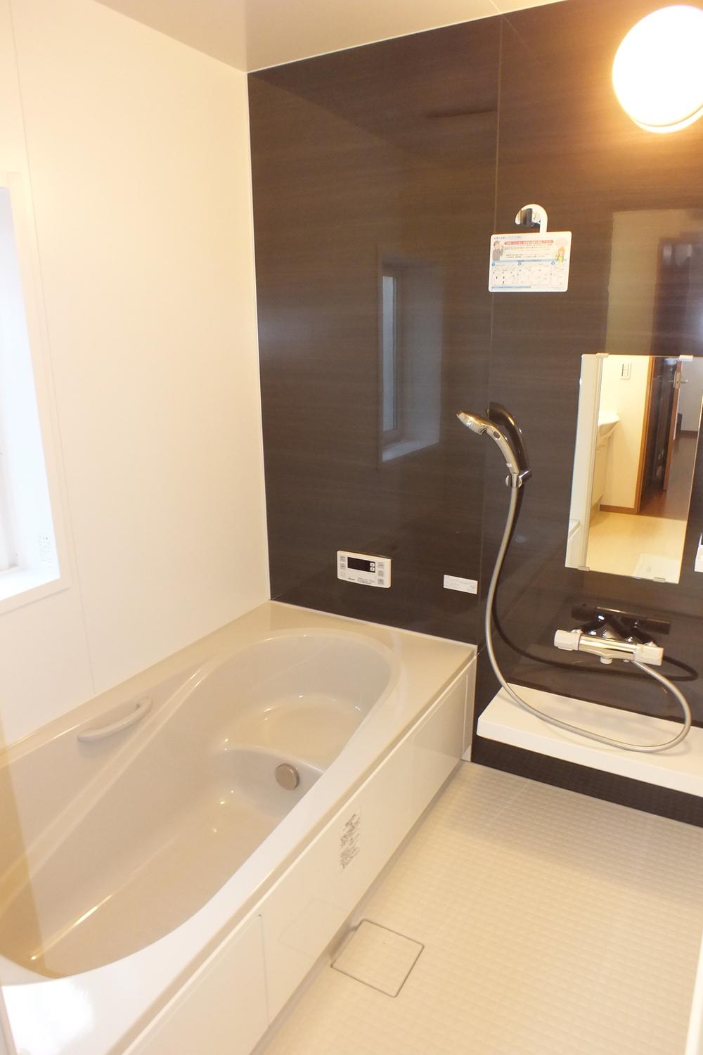 Bathroom. Local (11 May 2013) Shooting