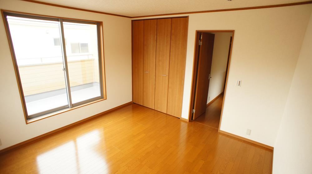 Same specifications photos (living)