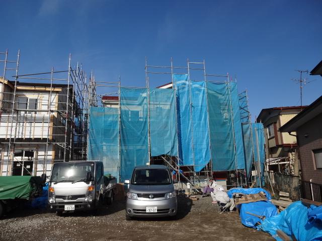 Local appearance photo. Local (12 May 2013) Shooting