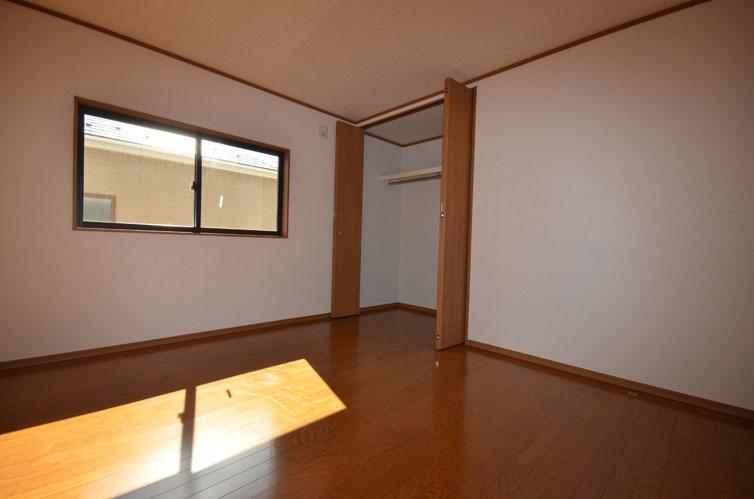 Non-living room. Western-style 7 Pledge