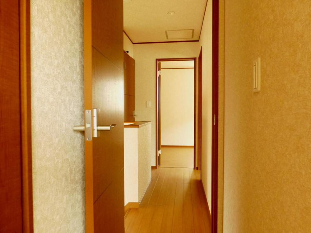 Same specifications photos (Other introspection)