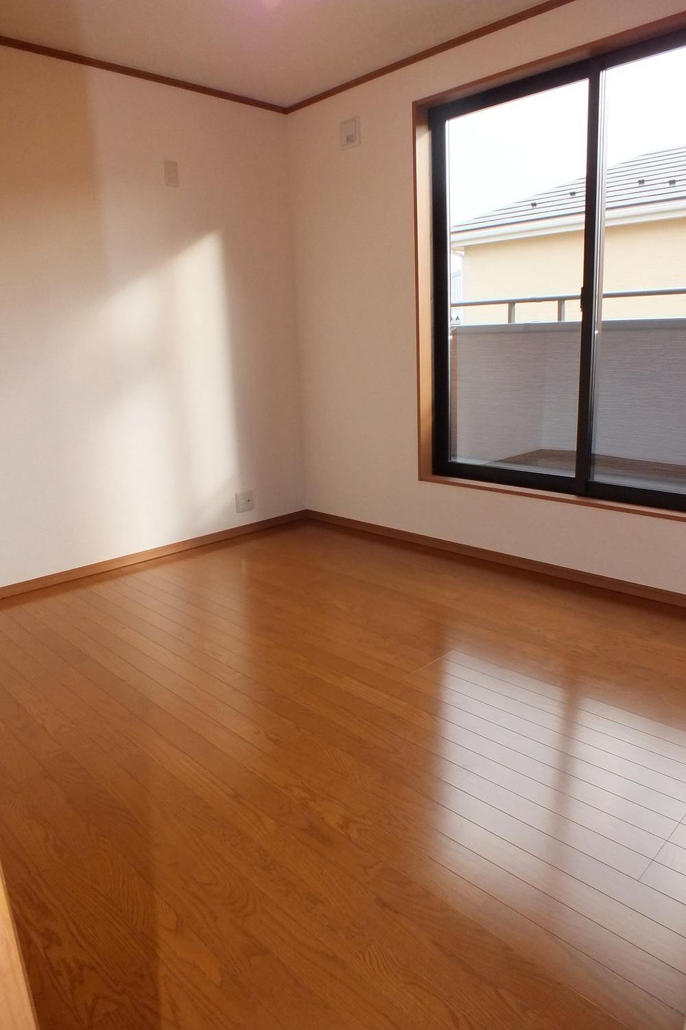 Receipt. Local (11 May 2013) Shooting