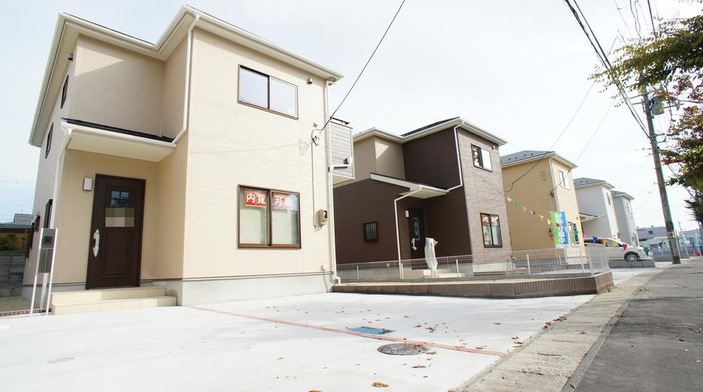 Local photos, including front road