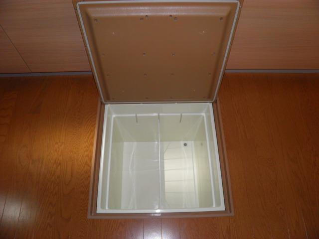 Receipt. Same specifications