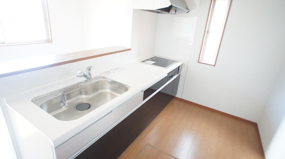 Same specifications photo (kitchen)