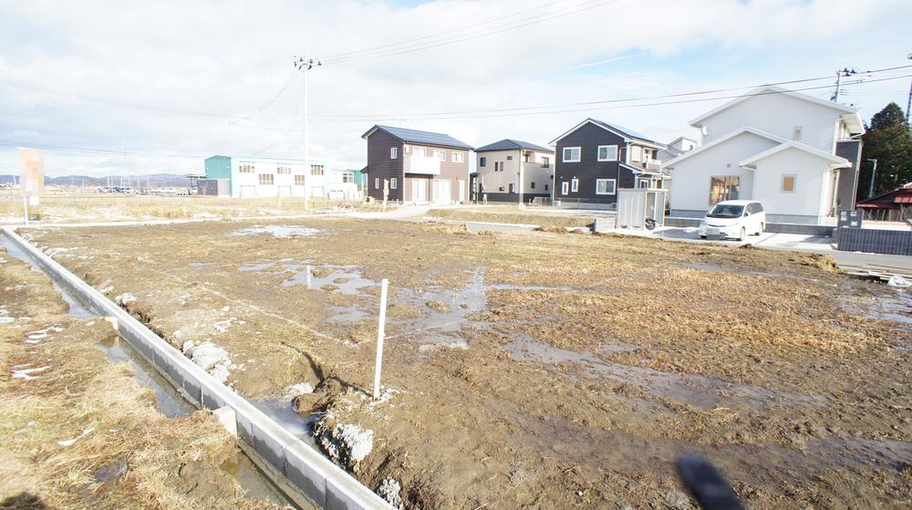 Local appearance photo