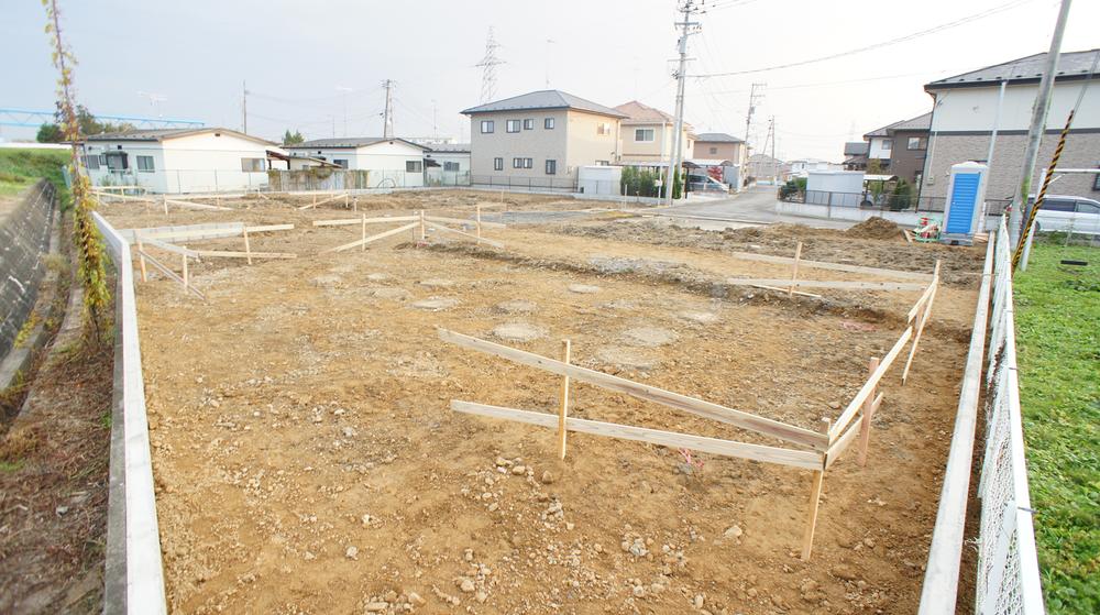 Local photos, including front road