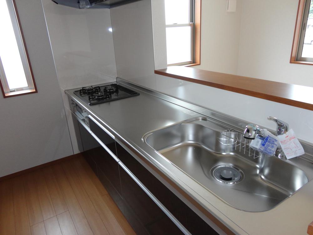 Same specifications photo (kitchen). Same specifications