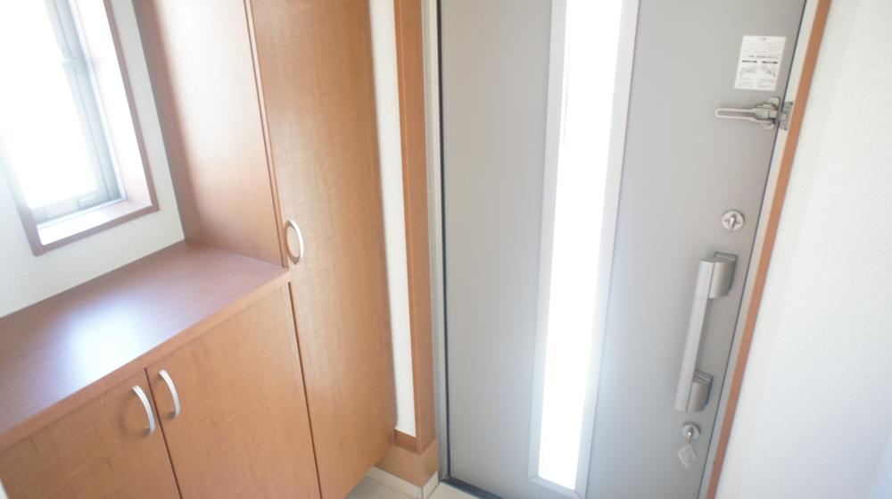 Entrance. Same specification example