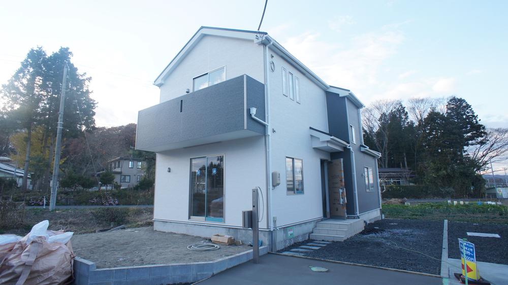 Local appearance photo