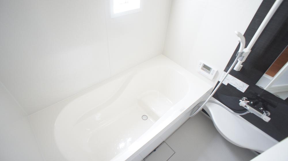 Same specifications photo (bathroom)