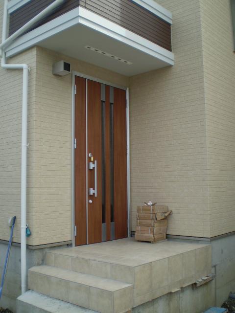 Entrance. Local (10 May 2013) Shooting