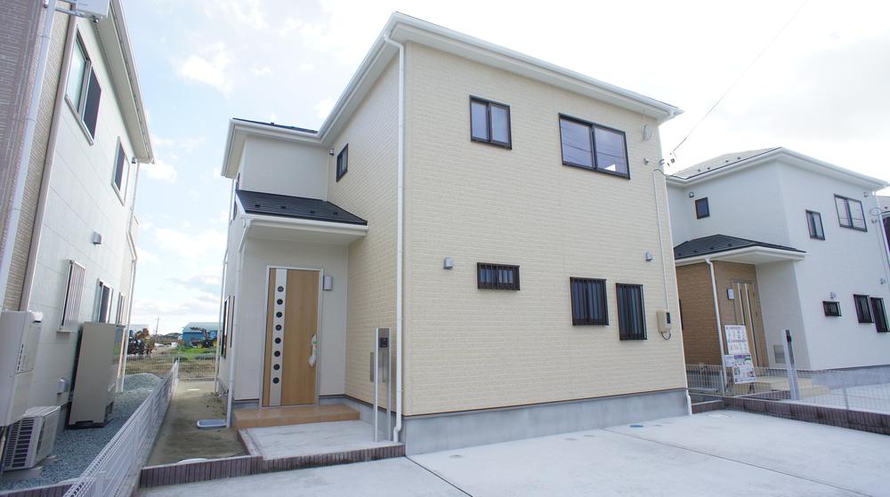 Local appearance photo