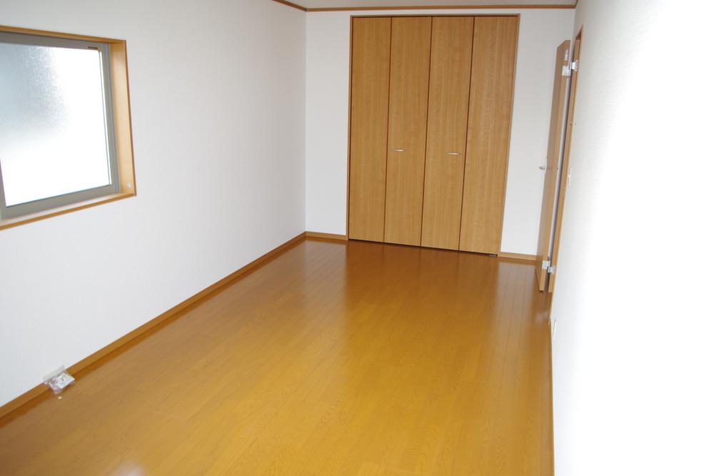 Same specifications photos (Other introspection)