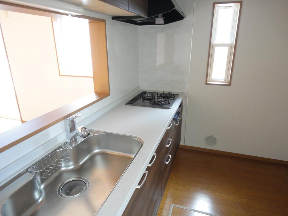 Same specifications photo (kitchen)