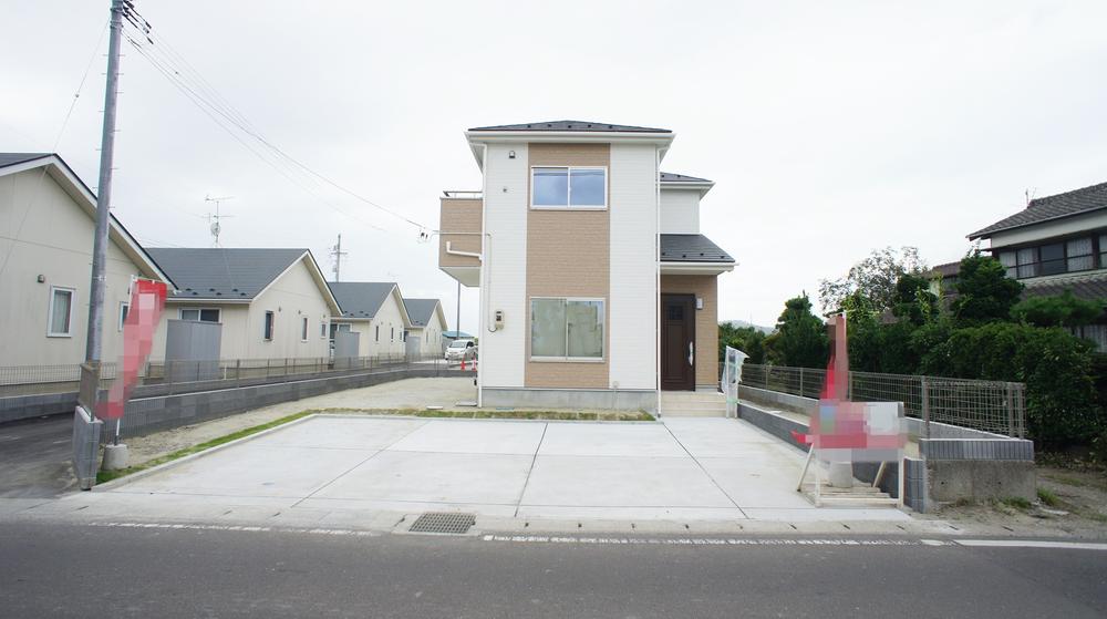 Local appearance photo