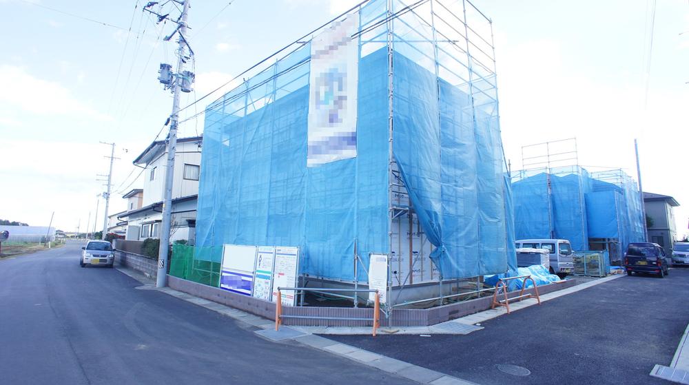 Local photos, including front road